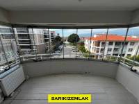 Edremit  Cennetayağın`da Site İçinde Arakat  Geniş  Satılık 3+1 Daire
